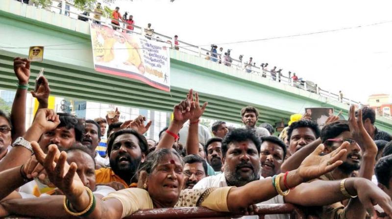 Pall of gloom descends on native village of Karunanidhi Pall of gloom descends on native village of Karunanidhi