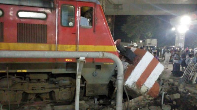 The engine of the Mumbai-bound Pawan Express hit the dead end of a platform