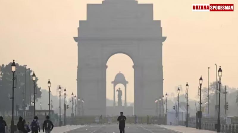 Delhi's Air Quality Worsens to 'Very Poor' as Smog Engulfs City Delhi's Air Quality Worsens to 'Very Poor' as Smog Engulfs City