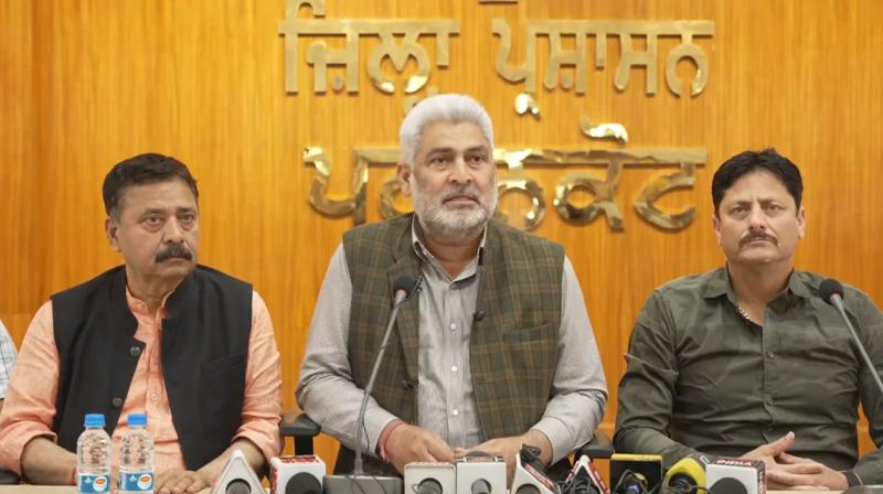 Gurpatwant Pannun Frequently Challenges the Nation, Time to Teach Him Lesson: Lal Chand Kataruchakk Gurpatwant Pannun Frequently Challenges the Nation, Time to Teach Him Lesson: Lal Chand Kataruchakk