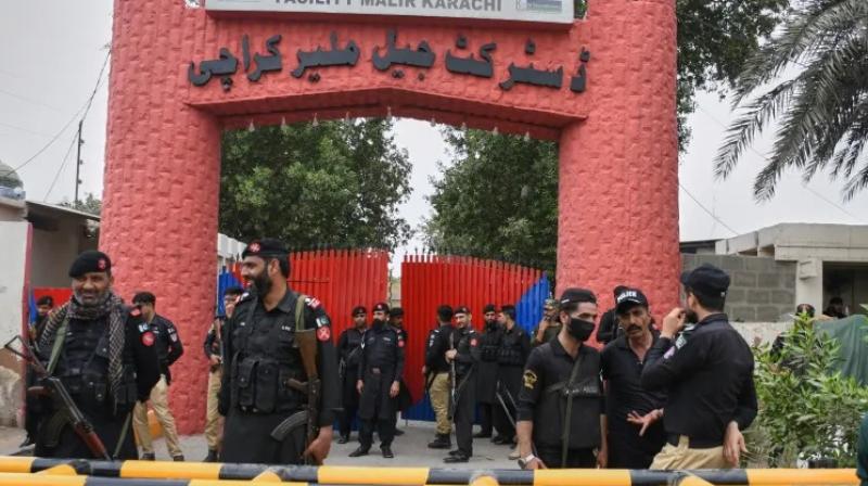 Pakistan’s largest jail breaks: 200 prisoners escaped following earthquakes Pakistan’s largest jail breaks: 200 prisoners escaped following earthquakes