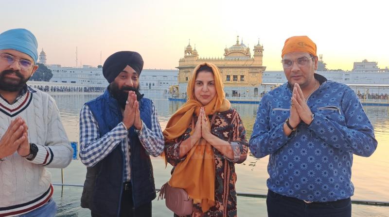 Farah Khan at Golden Temple News: See Pics 