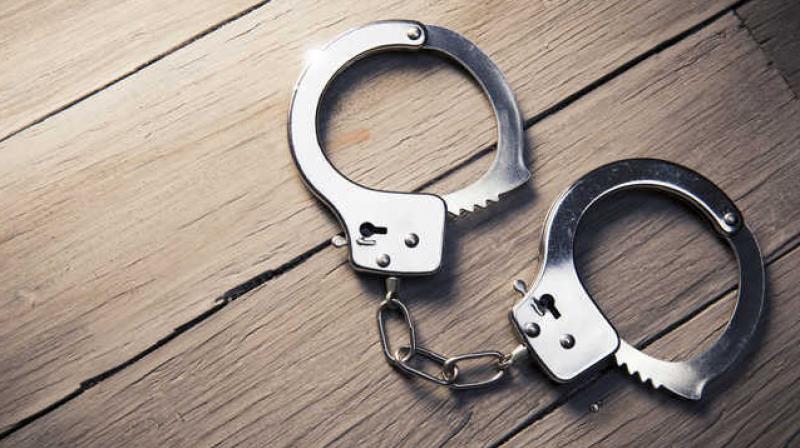 2 drug peddlers arrested in J-K 2 drug peddlers arrested in J-K