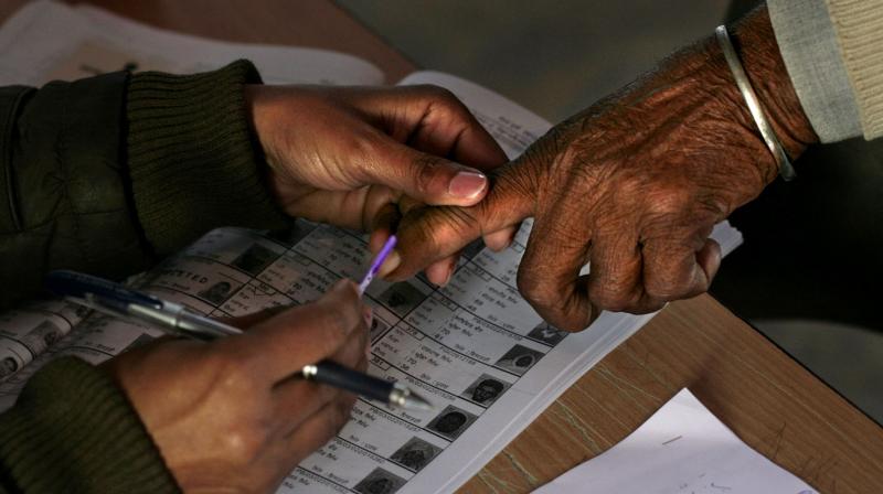 Polling for first phase of T'gana Panchayat election begins