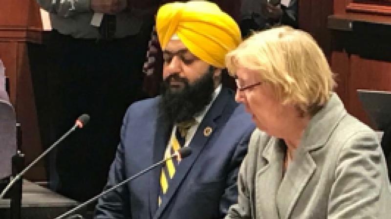 Swaranjit Singh Khalsa with Senator Cathy Osten During Public Hearing Swaranjit Singh Khalsa with Senator Cathy Osten During Public Hearing