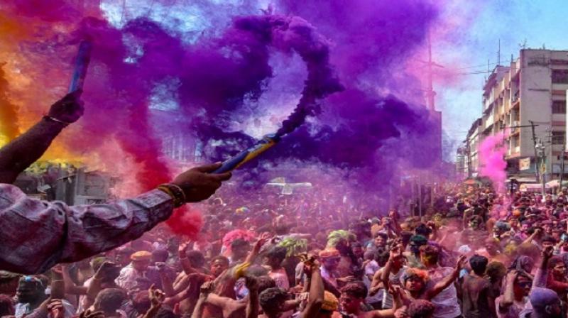 Holi Holi