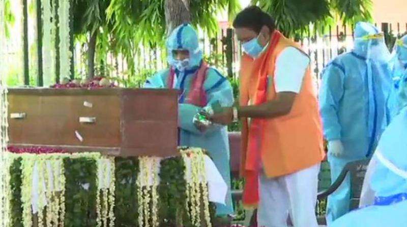 Pranab Mukherjee cremated Pranab Mukherjee cremated