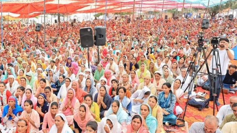 Hathras Stampede Death Toll Rises To 121, Police Looking For 'Godman' Hathras Stampede Death Toll Rises To 121, Police Looking For 'Godman'