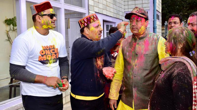 Jai Ram Thakur celebrated Holi Jai Ram Thakur celebrated Holi