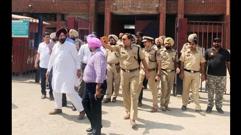 Sukhjinder Randhawa visits Jail Ludhiana