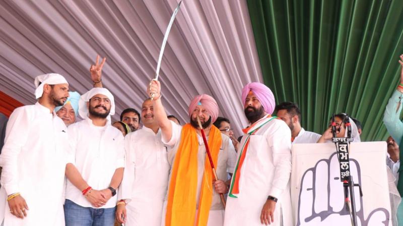 Capt Amarinder Calls For United Vote