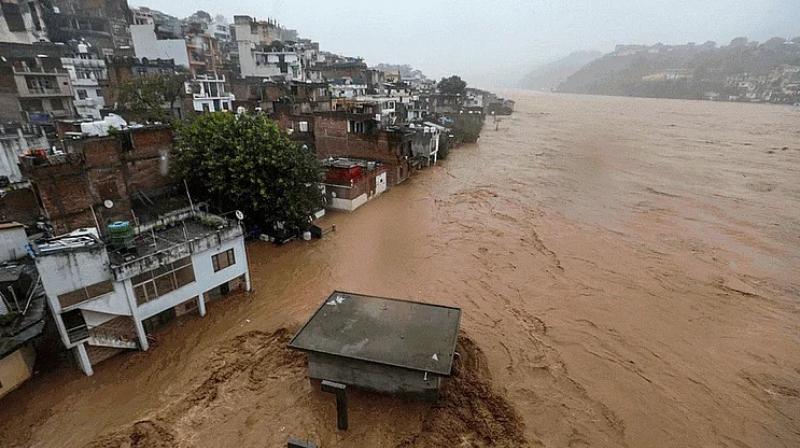 Vaishno Devi Landslide: 30 Dead In Landslide After Heavy Rainfall, Jammu & Kashmir Under Red alert (Image Courtesy; Indian Express) Vaishno Devi Landslide: 30 Dead In Landslide After Heavy Rainfall, Jammu & Kashmir Under Red alert (Image Courtesy; Indian Express)