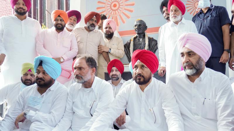 CHARANJIT SINGH CHANNI STAGED SILENT PROTEST AT GANDHI SAMARK TO EXPRESS SOLIDARITY WITH VICTIM FAMILIES OF LAKHIMPUR KHERI INCIDENT CHARANJIT SINGH CHANNI STAGED SILENT PROTEST AT GANDHI SAMARK TO EXPRESS SOLIDARITY WITH VICTIM FAMILIES OF LAKHIMPUR KHERI INCIDENT