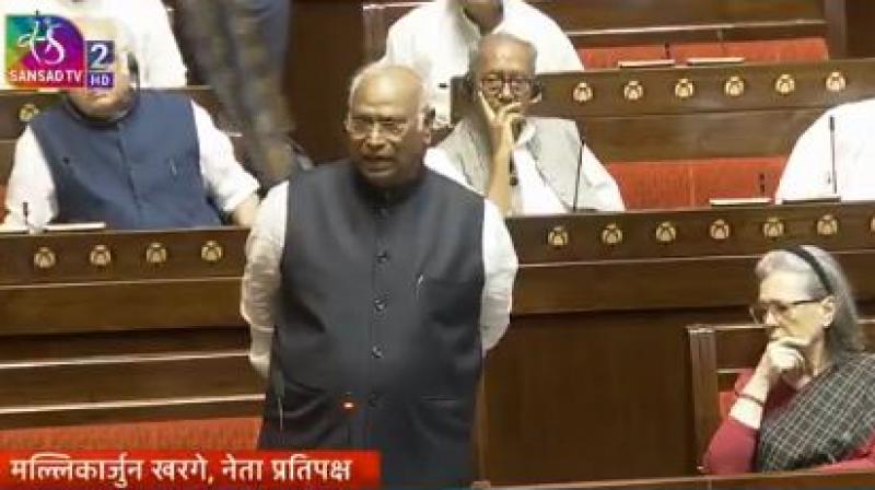 Mallikarjun Kharge Asks Amit Shah To Vacate Post If Responsible For National Security Lapse Mallikarjun Kharge Asks Amit Shah To Vacate Post If Responsible For National Security Lapse