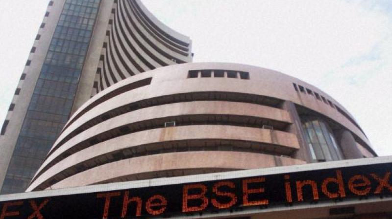 Sensex down 102 pts Sensex down 102 pts