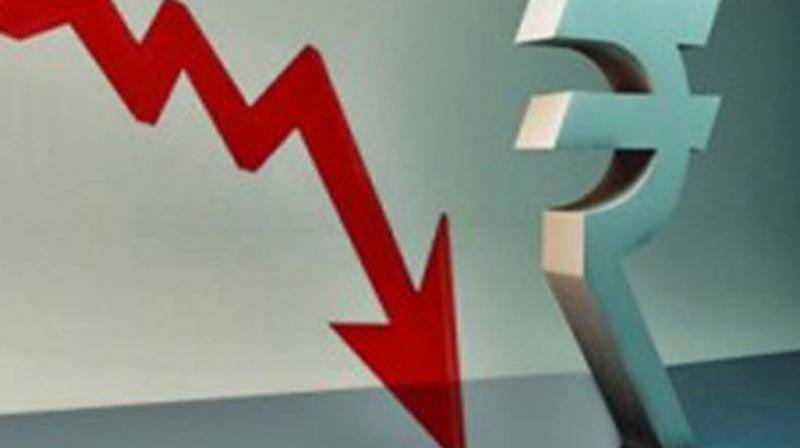Rupee dips 5 paise vs dollar Rupee dips 5 paise vs dollar