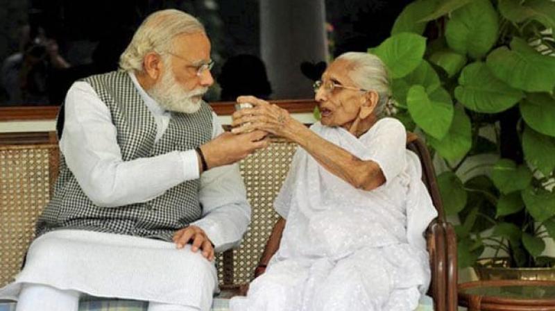 Modi meets his mother during Gujarat visit Modi meets his mother during Gujarat visit