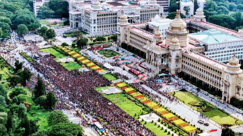 Chinnaswamy Stadium Stampede: FIR Against RCB, Event Organisers & Others For Criminal Negligence Chinnaswamy Stadium Stampede: FIR Against RCB, Event Organisers & Others For Criminal Negligence