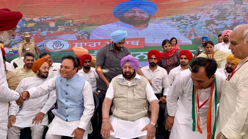Captain Amarinder Singh on Thursday called upon the people to thrown out communally divisive