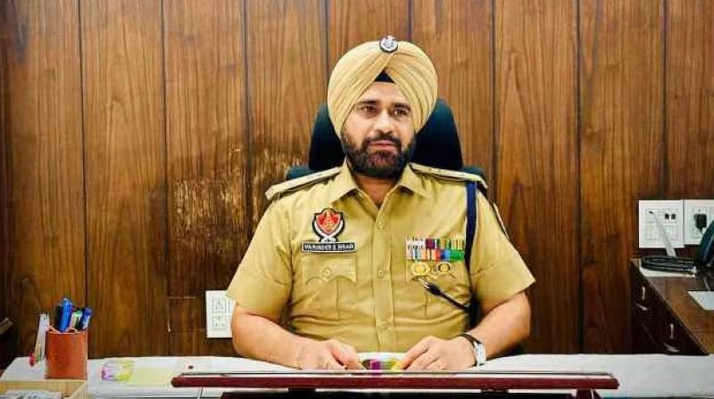 SSP Fazilka Varinder Singh Brar Suspended In a Major Crack Down Agianst Corruption by Punjab Govt SSP Fazilka Varinder Singh Brar Suspended In a Major Crack Down Agianst Corruption by Punjab Govt