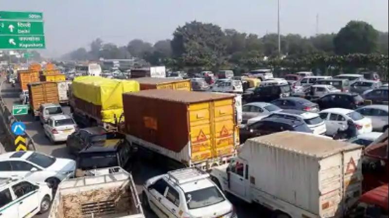 Several roads to remain closed in Delhi amid farmers' protest Several roads to remain closed in Delhi amid farmers' protest