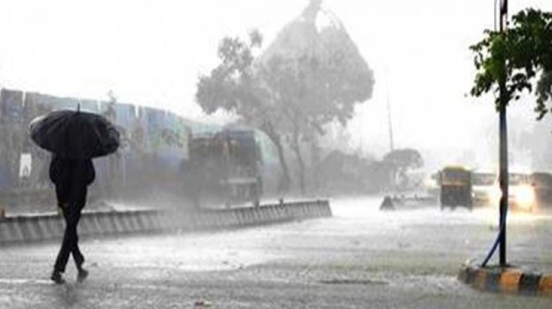 Five killed in lightning, one drowns as rains lash WB Five killed in lightning, one drowns as rains lash WB