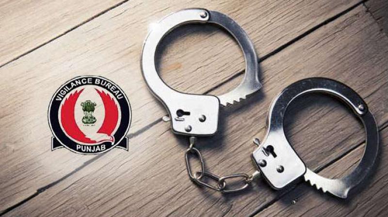 Vigilance nabs ASI for taking bribe Vigilance nabs ASI for taking bribe