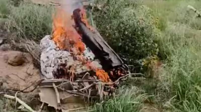 Indian Air Force Confirms Death of Two Pilots in Jaguar Trainer Aircraft Crash Near Churu, Rajasthan (Image Courtesy: Mint) Indian Air Force Confirms Death of Two Pilots in Jaguar Trainer Aircraft Crash Near Churu, Rajasthan (Image Courtesy: Mint)