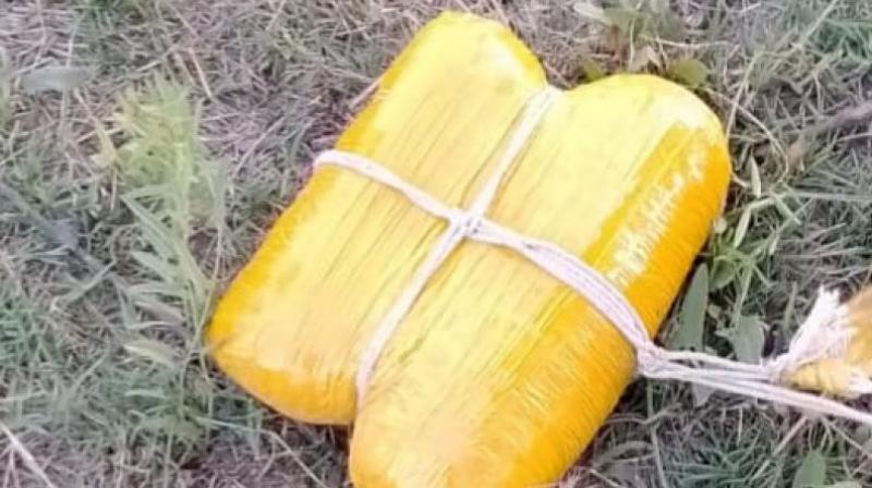 BSF Recovers More than 2.5 kg Heroin near Indo-Pak Border in Amritsar