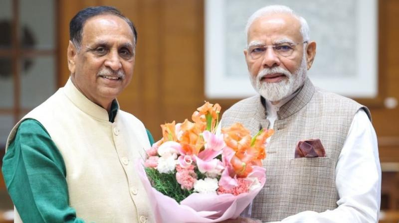 PM Narendra Modi Meets Family of Late Former Gujarat CM Vijay Rupani, died in Air India Flight Crash PM Narendra Modi Meets Family of Late Former Gujarat CM Vijay Rupani, died in Air India Flight Crash