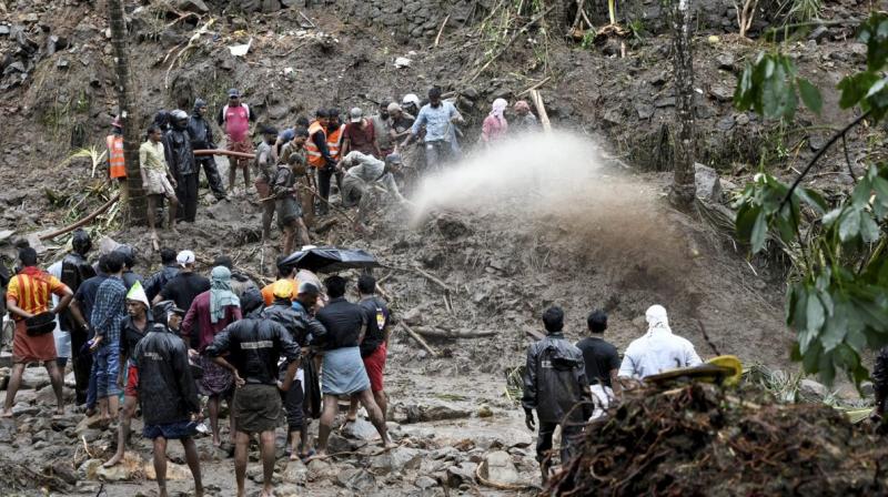 18 killed in landslides