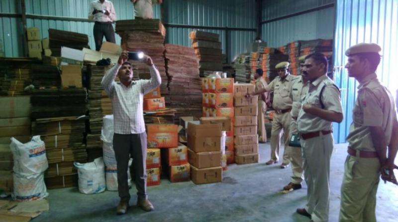 Factory producing fake Dabur oil busted