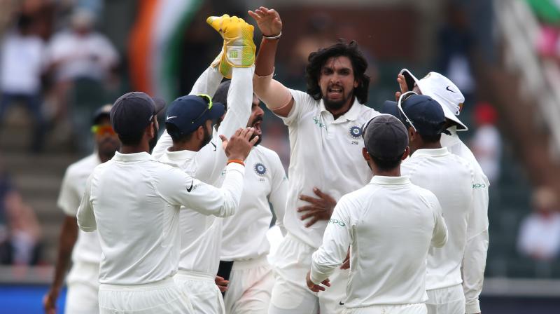 Ishant, Ashwin have England on the ropes