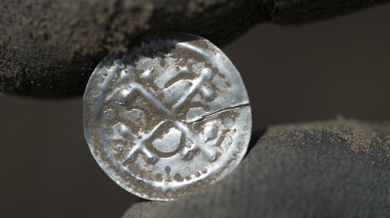 150 coins of the British era found in Hazaribag 150 coins of the British era found in Hazaribag
