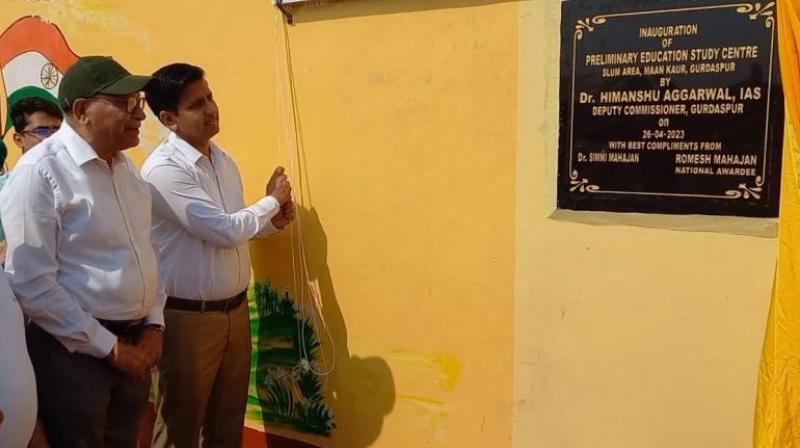 DC Inaugurates Study Center in Gurdaspur