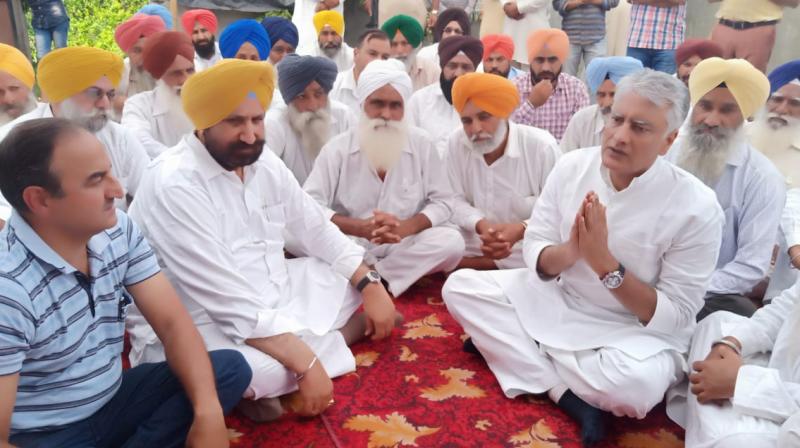 Dhindsa sacrificed his career for sins of Badals 