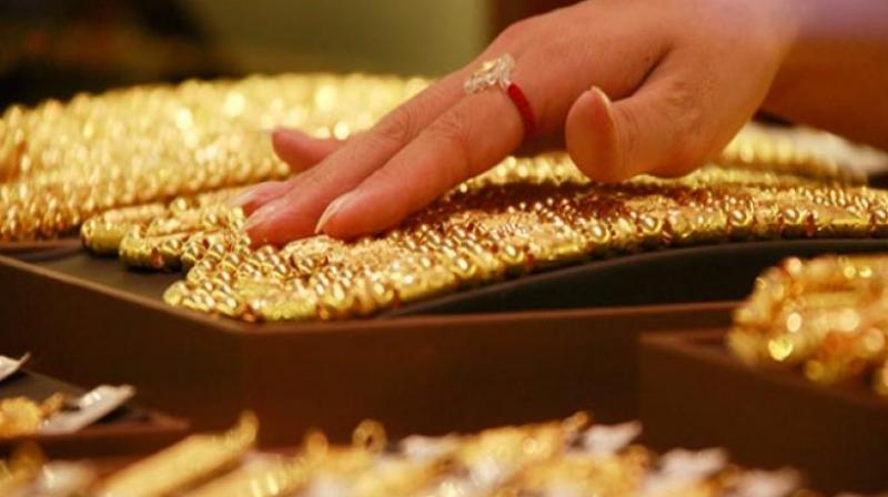 Gold prices spurted Rs 130 Gold prices spurted Rs 130