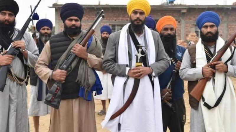 J&K Govt Cancels Arms License of Amritpal Singh's Bodyguards J&K Govt Cancels Arms License of Amritpal Singh's Bodyguards