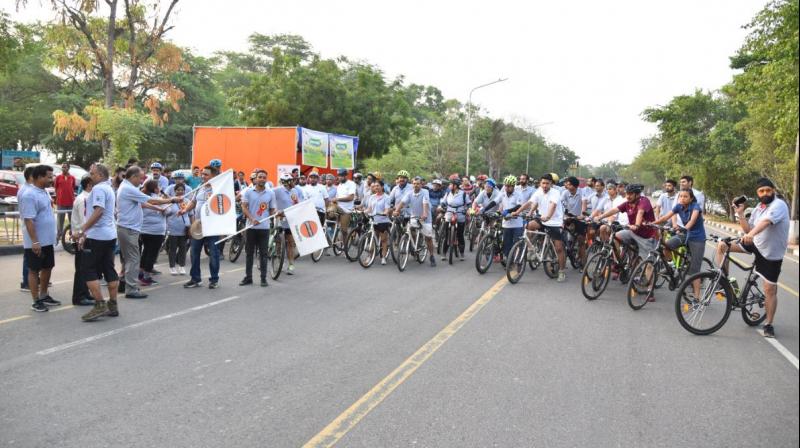 100+ cyclicts participating 100+ cyclicts participating