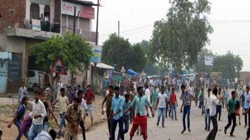 6 injured in clash 6 injured in clash