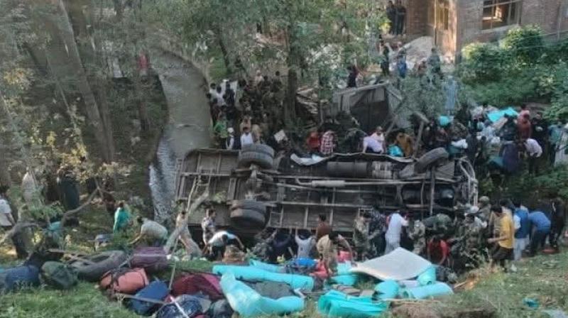 J&K News: Four Army Personnel Injured In Khah area of Budgam Accident, Two Critical J&K News: Four Army Personnel Injured In Khah area of Budgam Accident, Two Critical