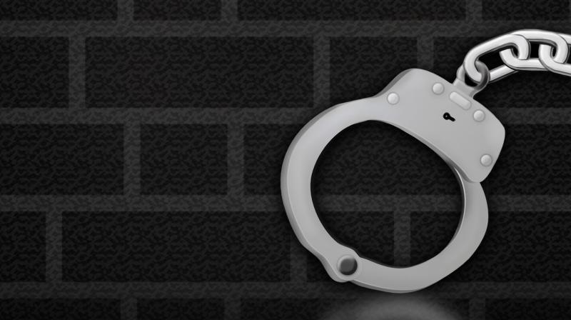 Three criminals held Three criminals held