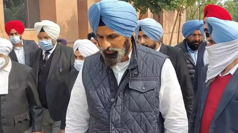 Supreme Court Orders Bikram Majithia to Appear Before SIT in Drugs Case Supreme Court Orders Bikram Majithia to Appear Before SIT in Drugs Case
