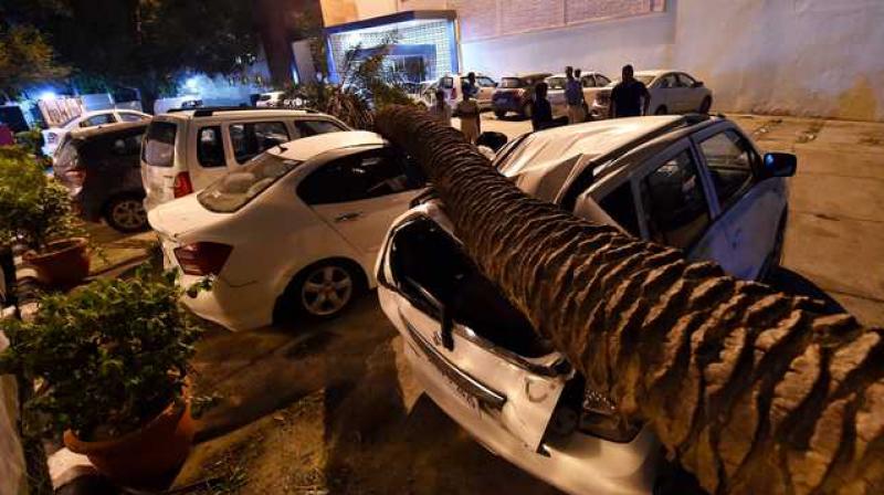 53 killed, 39 in UP, due to lightning, thunderstorms 53 killed, 39 in UP, due to lightning, thunderstorms