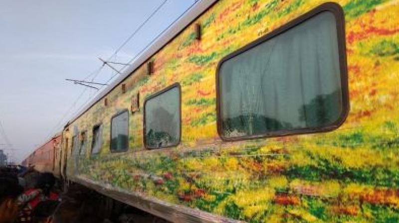 2 train coaches derail 2 train coaches derail