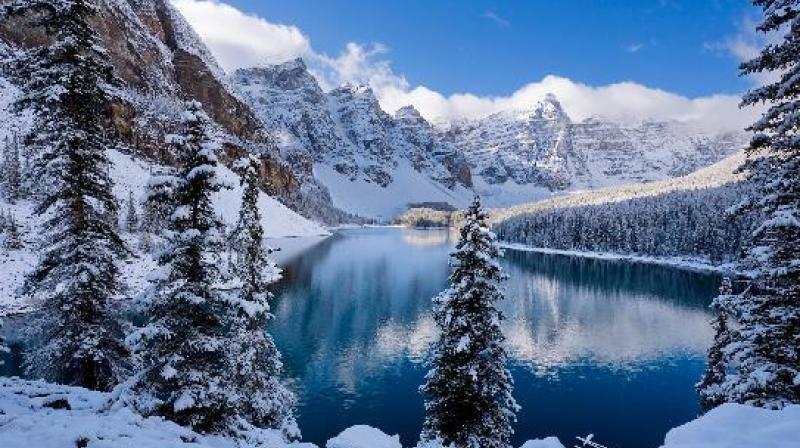Kashmir recorded a low of minus 2.6 degrees Celsius Kashmir recorded a low of minus 2.6 degrees Celsius