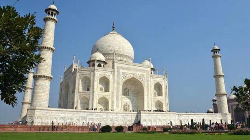 SC slams Centre for "lethargy" in protecting Taj Mahal SC slams Centre for "lethargy" in protecting Taj Mahal