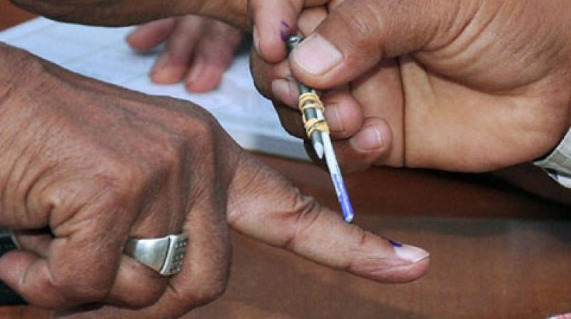 Keen contest on cards in bypoll to 2 Maha LS seats tomorrow Keen contest on cards in bypoll to 2 Maha LS seats tomorrow
