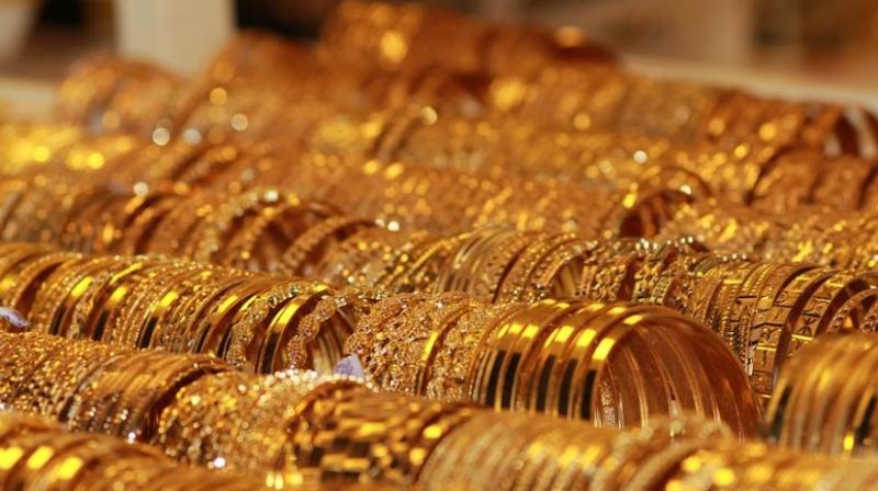 Gold prices rallied by Rs 100