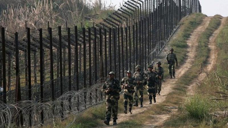 Pak troops shells forward areas along LoC
